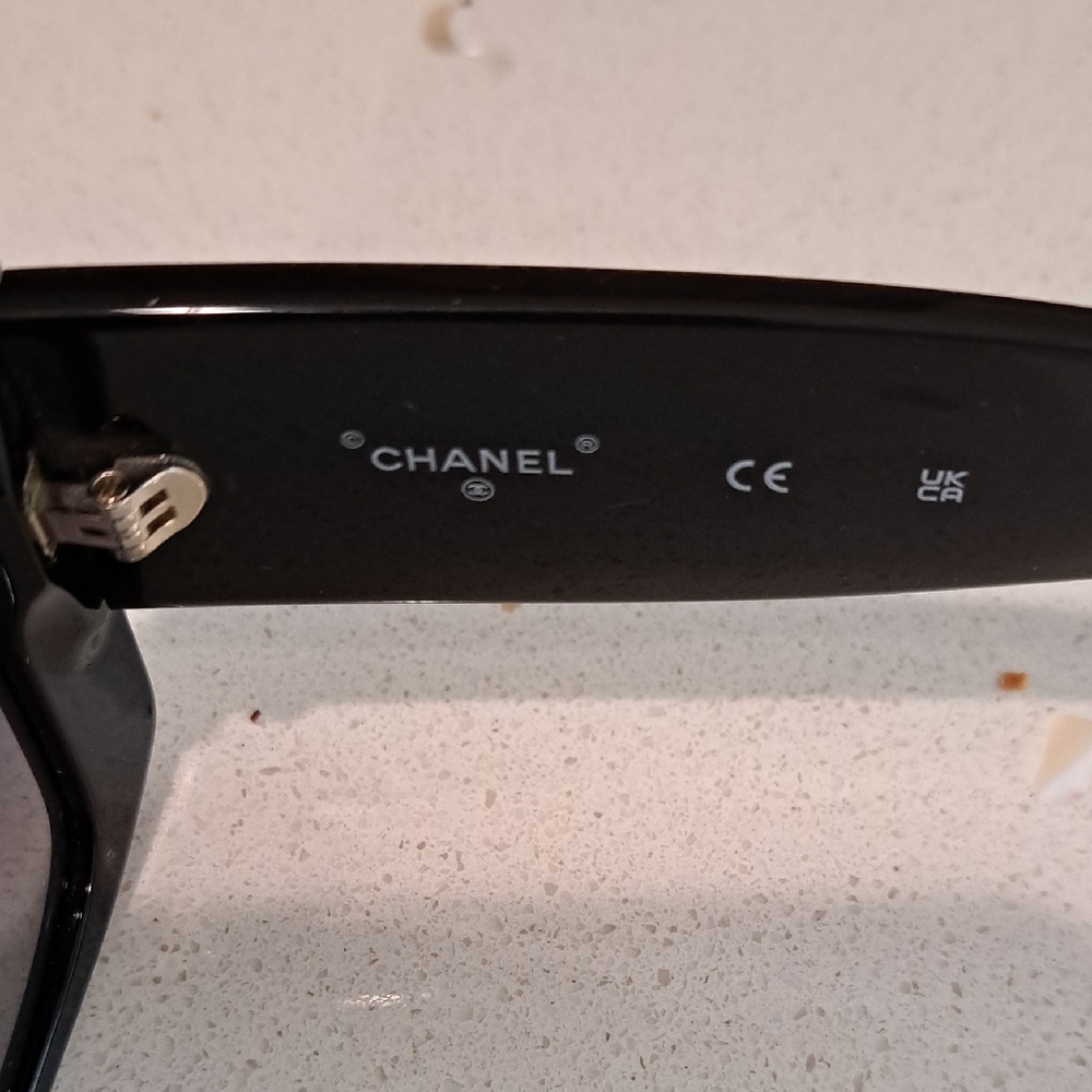 NWT CHANEL Black And Gold Sunglasses - Picture 7 of 12